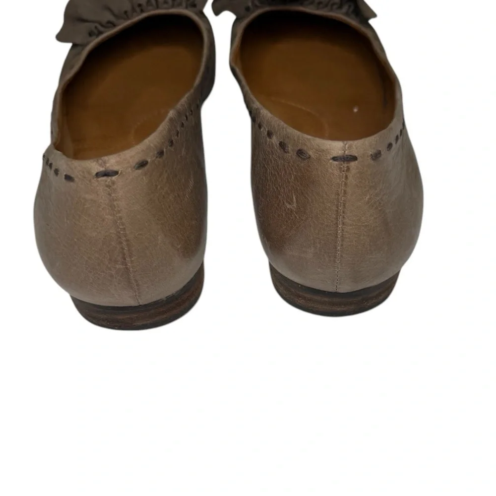 NAYA Women Tabby Brown Leather Ruffle Ballet Flat Slip On  US 10